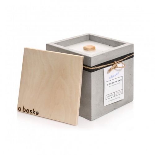 Beske-Manufaktur Betonfeuer® ‘Fuego’- 17x17x17 cm, Outdoor-Kerze mit Dauerdocht